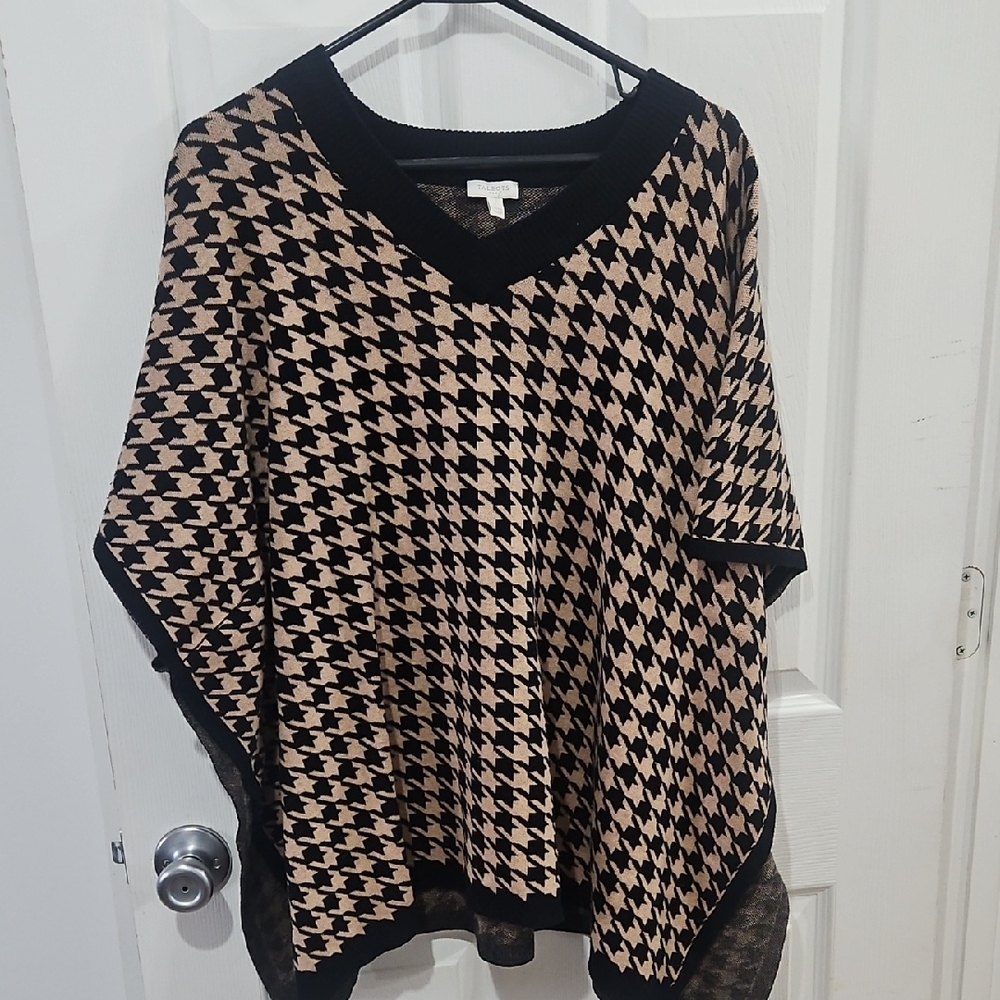 Talbots Black and Tan Knit Poncho‎ Size Small